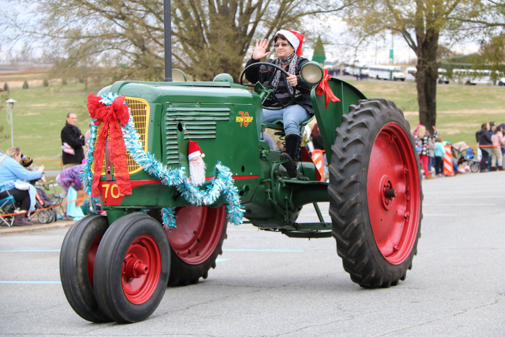 J. Iverson Riddle Christmas Parade 2018 (30).JPG